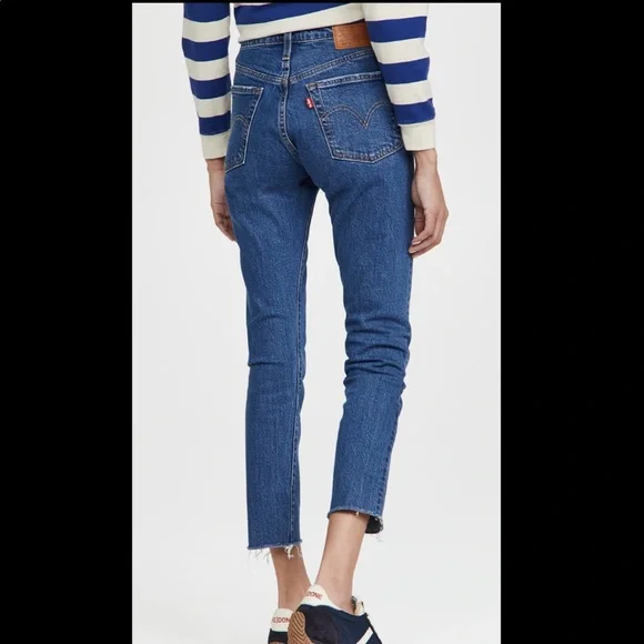SALE! ⭐️ Levi’s 501 skinny high rise jean in Jive might moves - dark wash - Picture 3 of 12